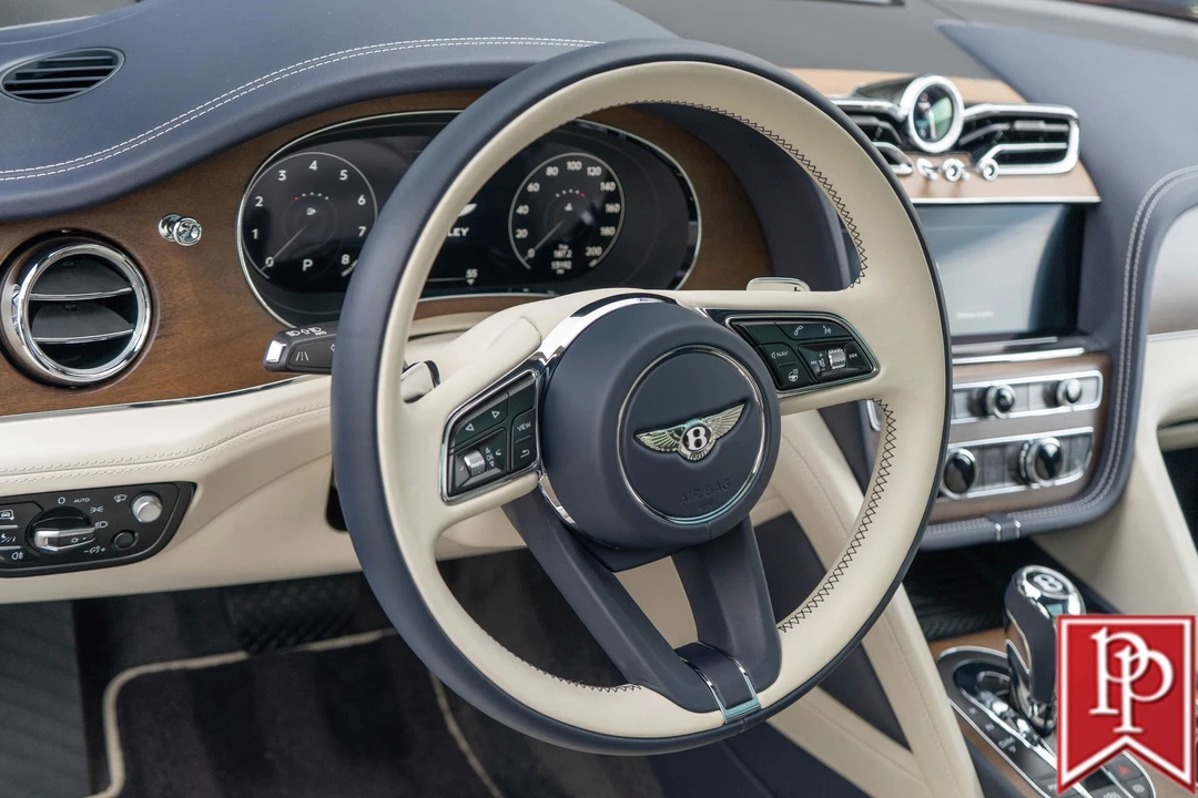 2023 Bentley Bentayga - Image 14 of 21