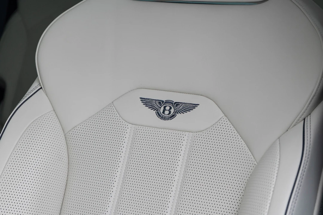 2023 Bentley Bentayga - Image 9 of 21