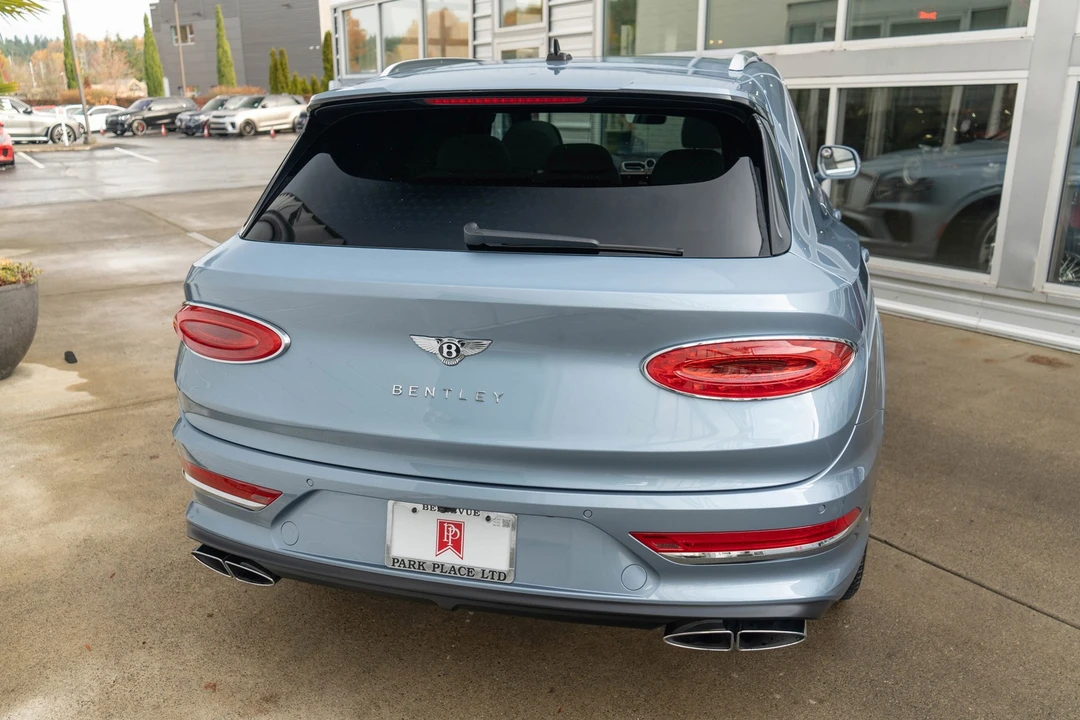 2023 Bentley Bentayga - Image 5 of 21