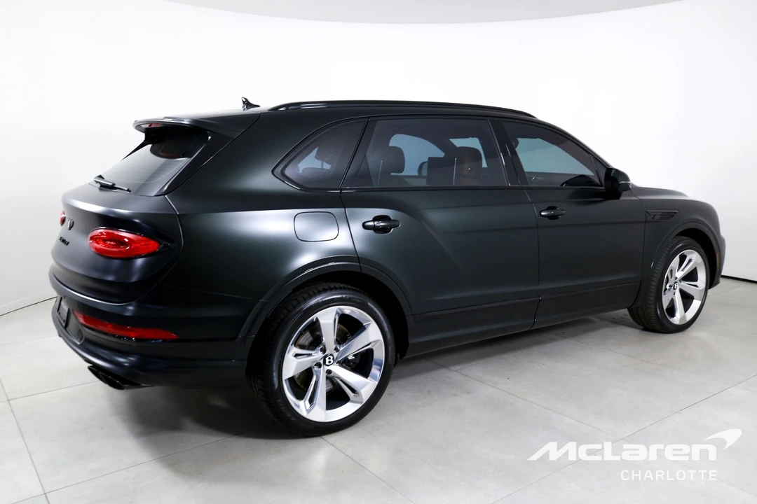 2023 Bentley Bentayga - Image 8 of 12