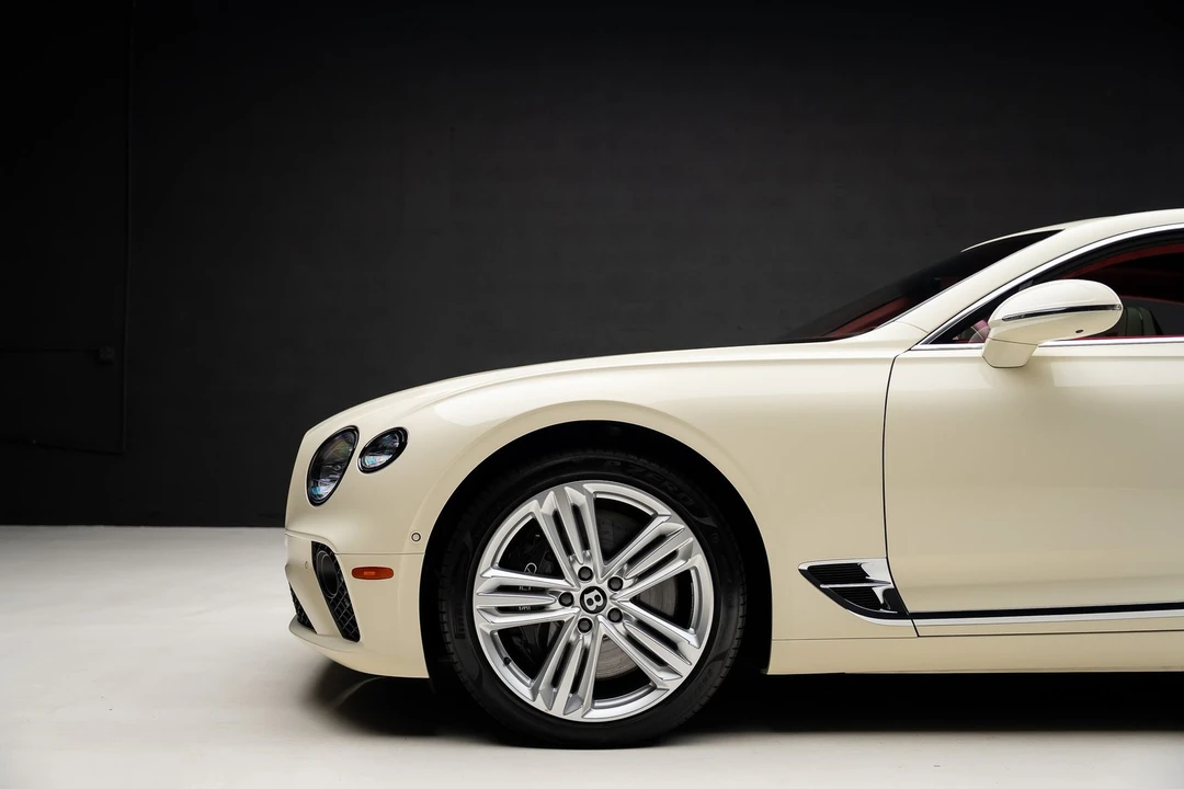 2023 Bentley Continental GTC - Image 18 of 31