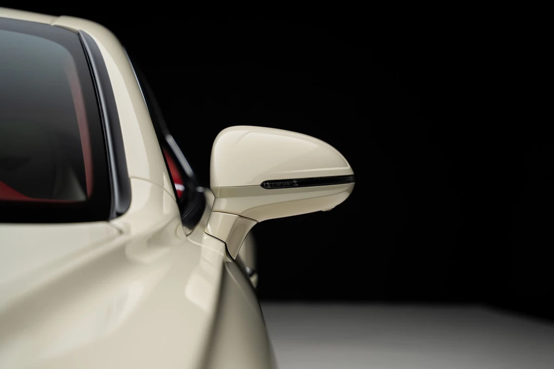 2023 Bentley Continental GTC - Image 15 of 31