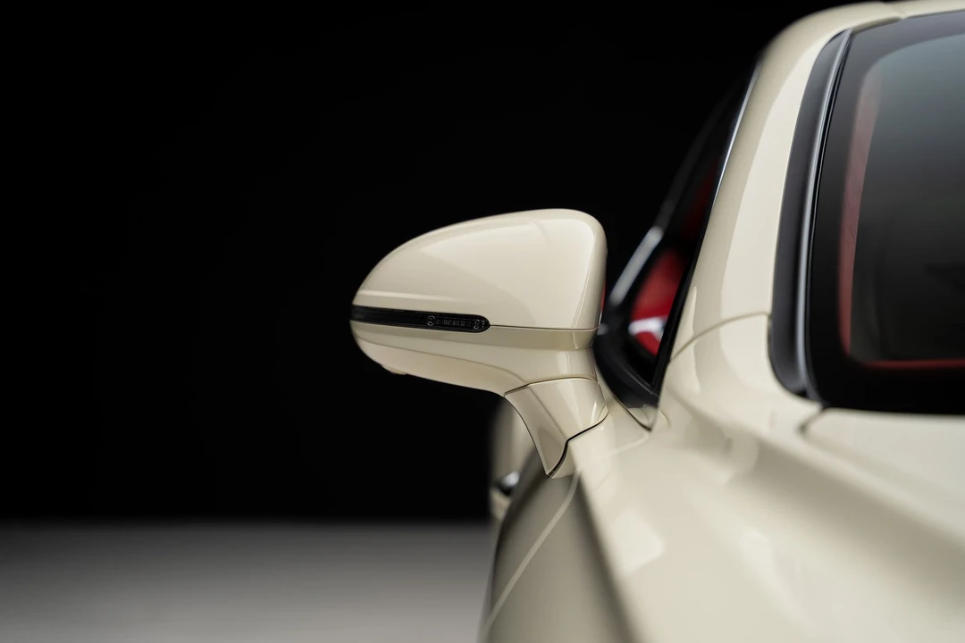 2023 Bentley Continental GTC - Image 14 of 31