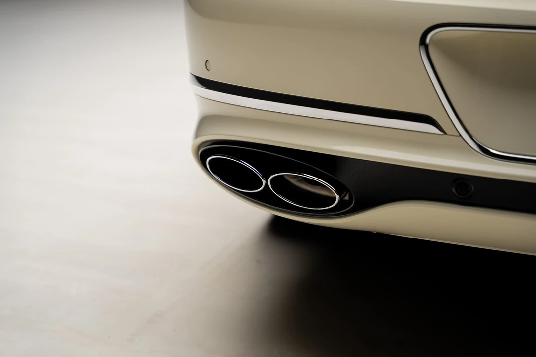 2023 Bentley Continental GTC - Image 30 of 31
