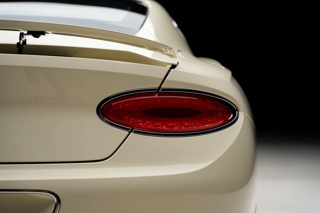 2023 Bentley Continental GTC - Image 28 of 31