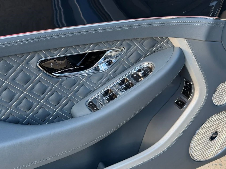 2023 Bentley Continental GT Mulliner 3rd Gen - Image 18 of 21