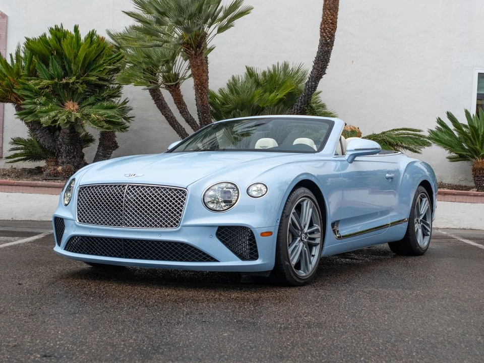 2023 Bentley Continental GTC - Image 25 of 31
