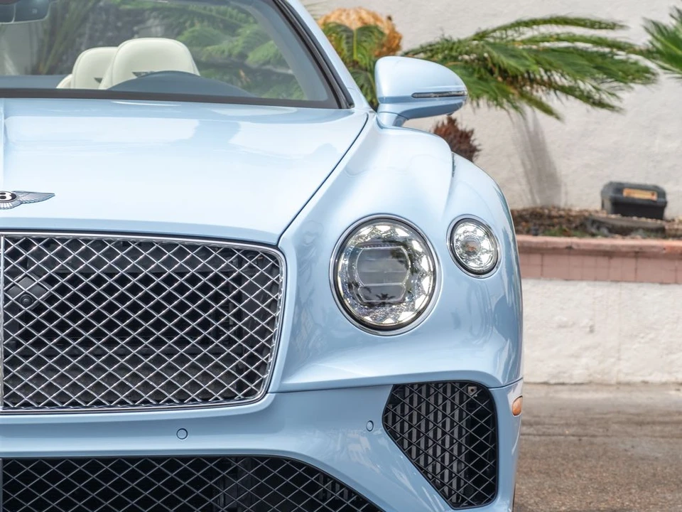 2023 Bentley Continental GTC - Image 28 of 31
