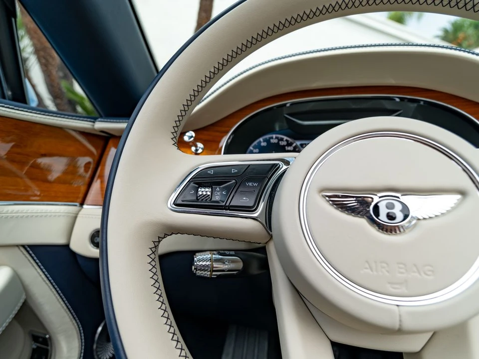 2023 Bentley Continental GTC - Image 8 of 31
