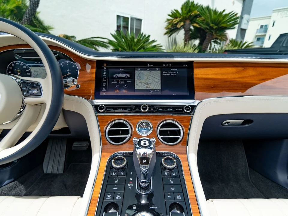 2023 Bentley Continental GTC - Image 18 of 31