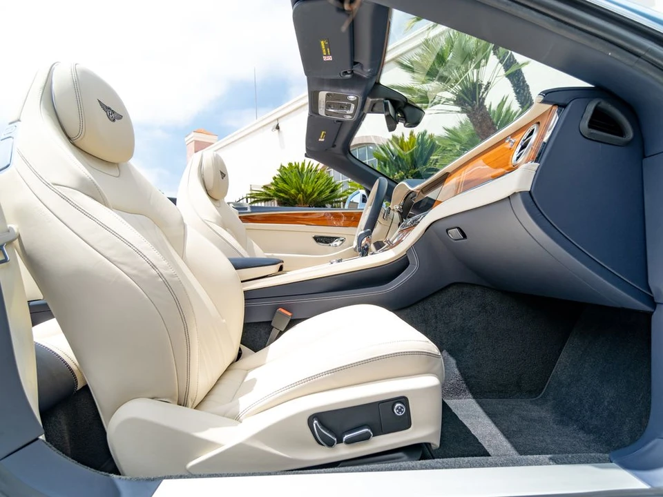 2023 Bentley Continental GTC - Image 15 of 31