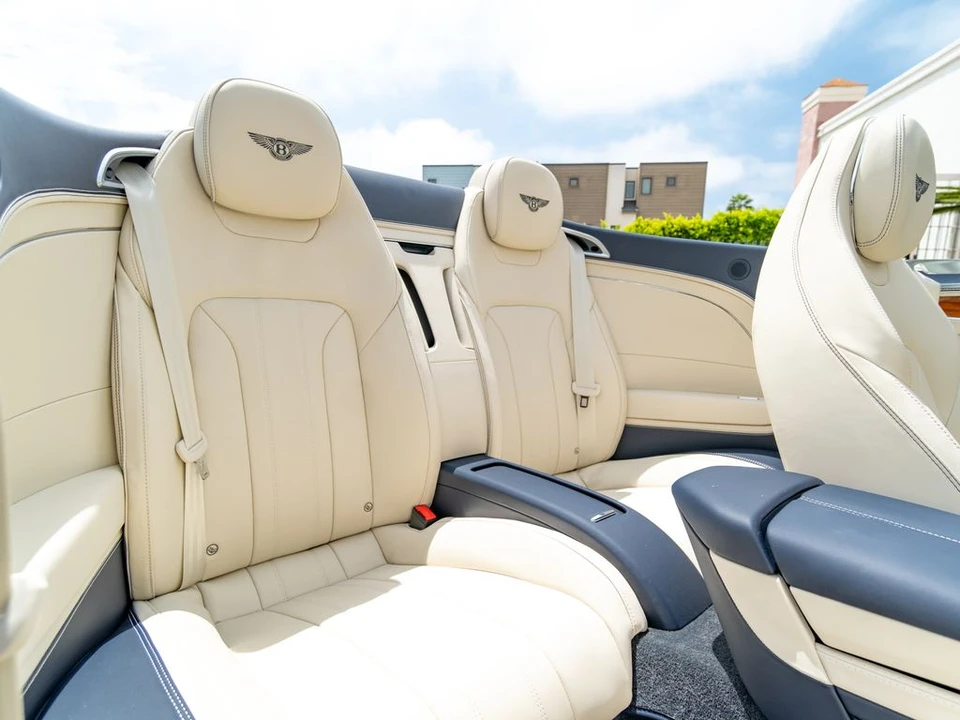 2023 Bentley Continental GTC - Image 17 of 31