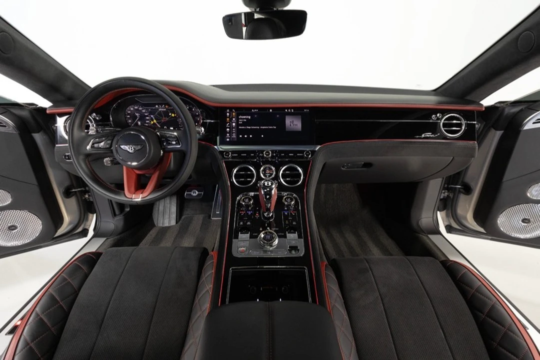 2023 Bentley Continental GT Speed 3rd Gen - Image 23 of 31