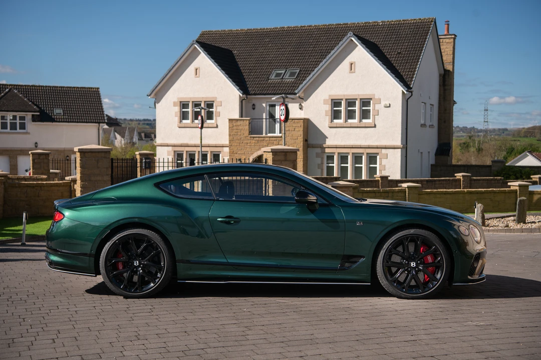 2023 Bentley Continental GT Speed 3rd Gen - Image 8 of 31