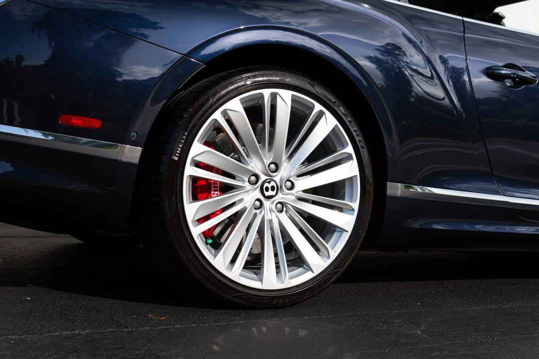 2023 Bentley Continental GT Speed 3rd Gen - Image 22 of 31