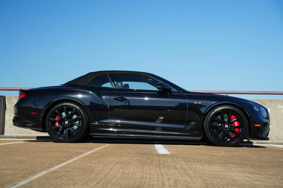 2023 Bentley Continental GT Speed 3rd Gen - Image 10 of 31