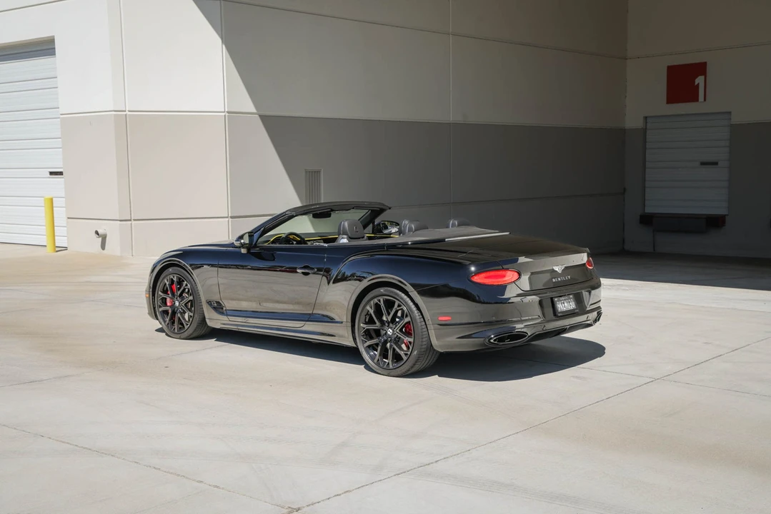 2023 Bentley Continental GTC - Image 18 of 31
