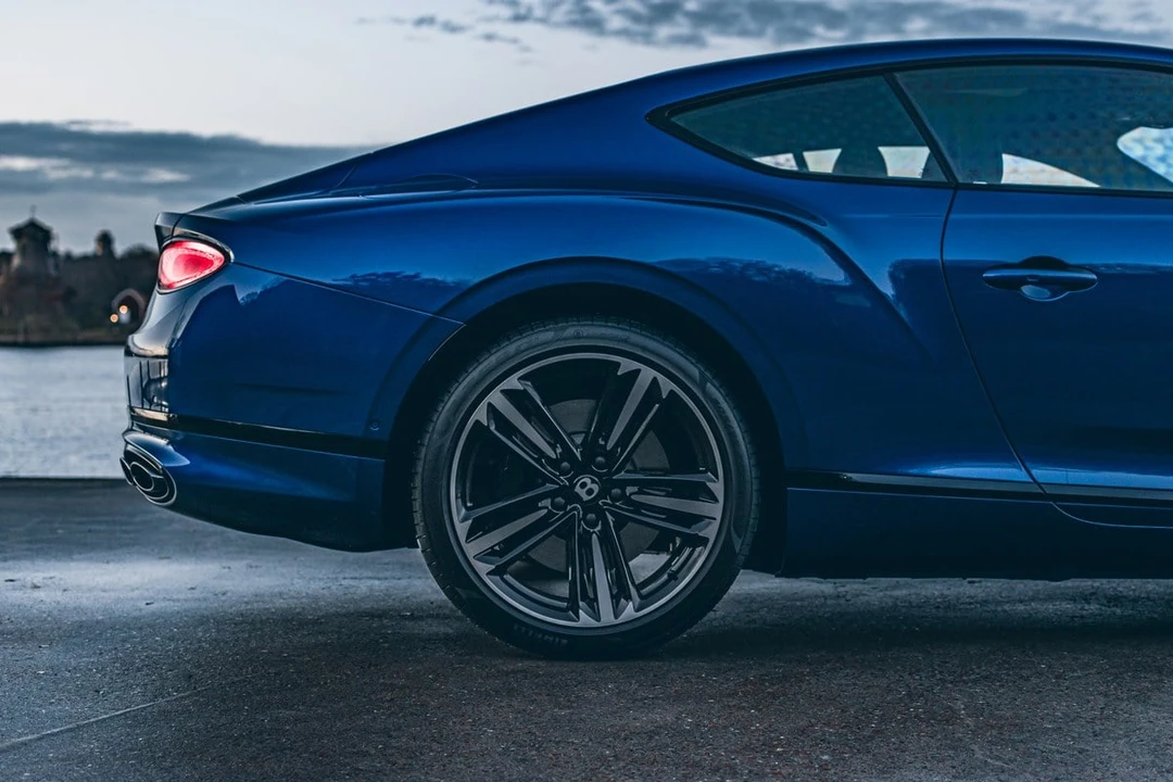2023 Bentley Continental GT 3rd Gen - Image 17 of 30