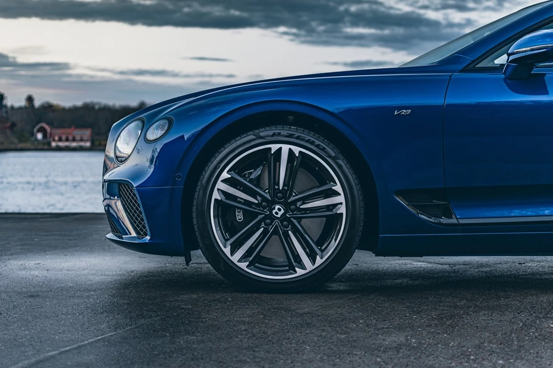 2023 Bentley Continental GT 3rd Gen - Image 14 of 31