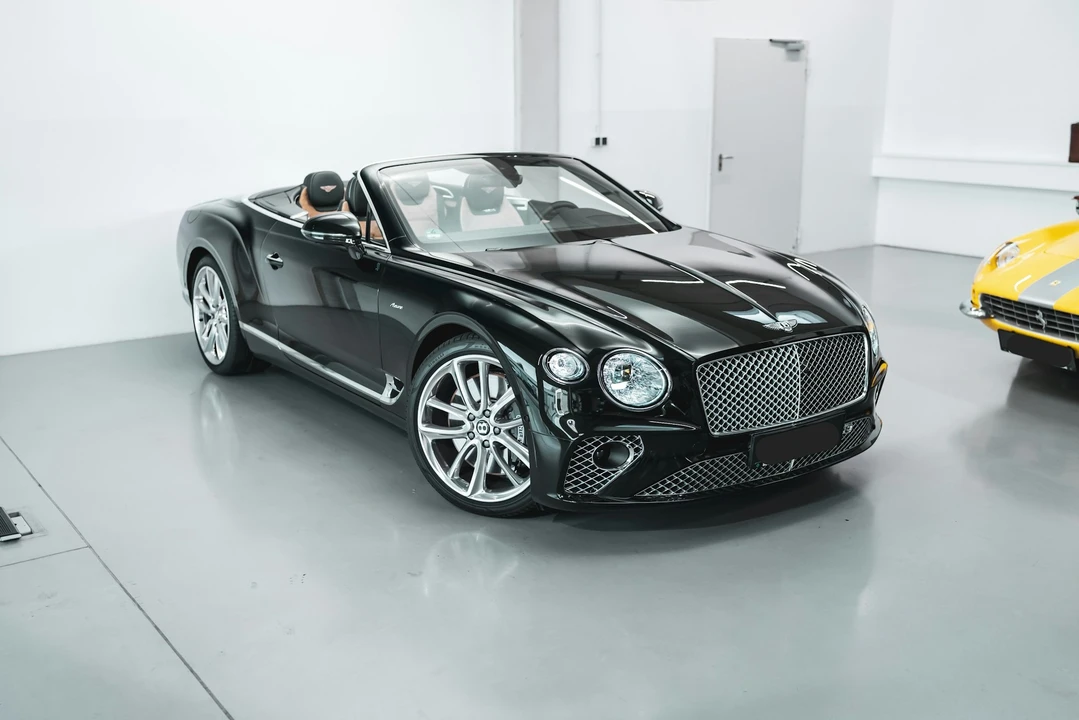 2023 Bentley Continental GTC - Image 19 of 21