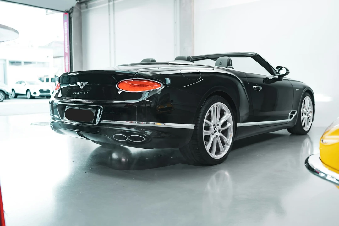 2023 Bentley Continental GTC - Image 13 of 21