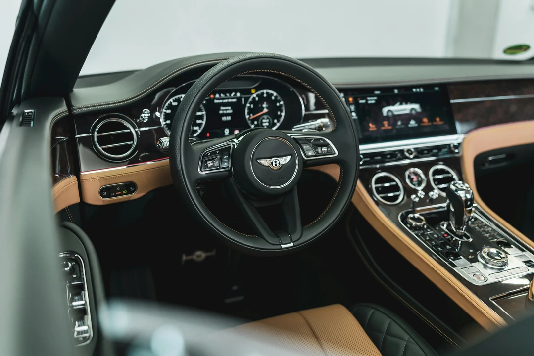 2023 Bentley Continental GTC - Image 4 of 21