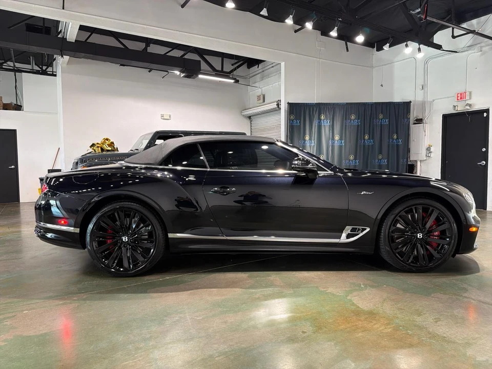 2023 Bentley Continental GTC - Image 10 of 31