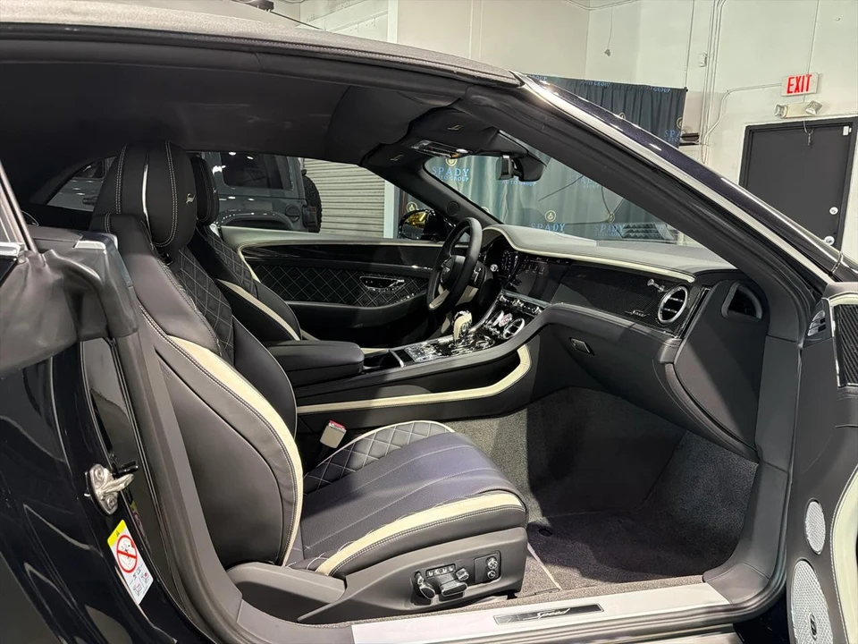 2023 Bentley Continental GTC - Image 23 of 31