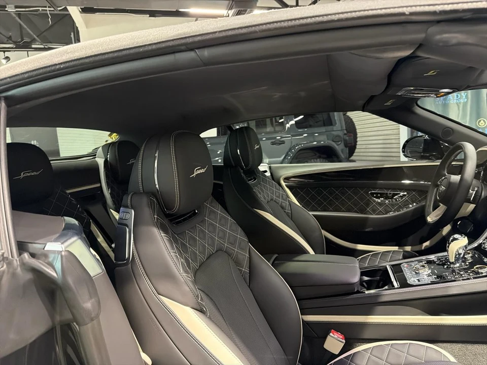 2023 Bentley Continental GTC - Image 24 of 31