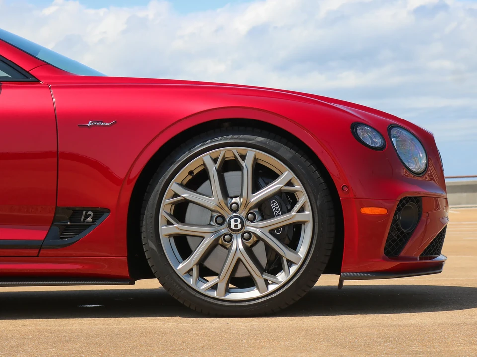 2023 Bentley Continental GT Speed 3rd Gen - Image 15 of 31