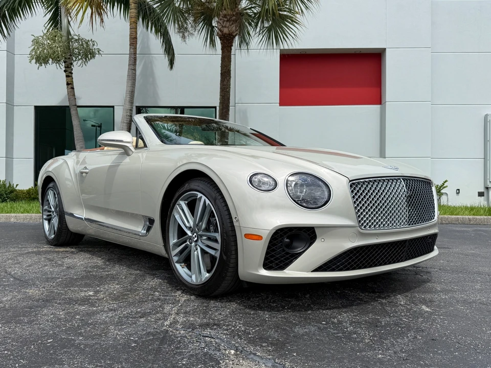 2023 Bentley Continental GT 3rd Gen - Image 11 of 31