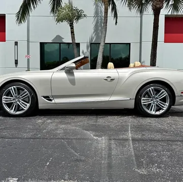2023 Bentley Continental GTC V8