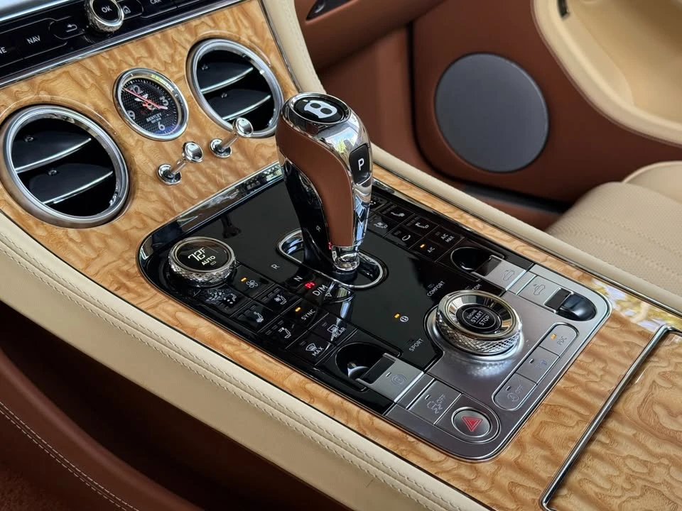 2023 Bentley Continental GT 3rd Gen - Image 9 of 18