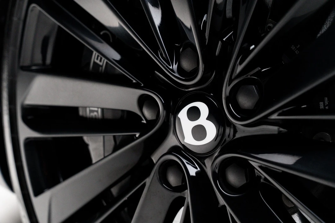2023 Bentley Continental GT Speed 3rd Gen - Image 21 of 31