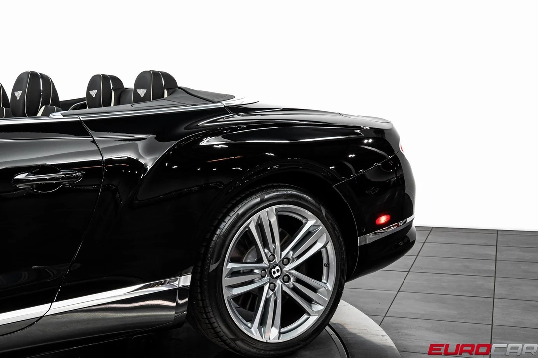 2023 Bentley Continental GT 3rd Gen - Image 16 of 31