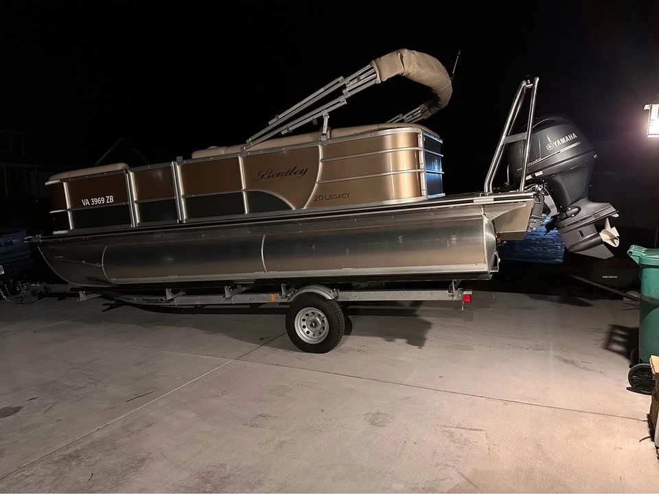 2023 Bentley - Image 13 of 15