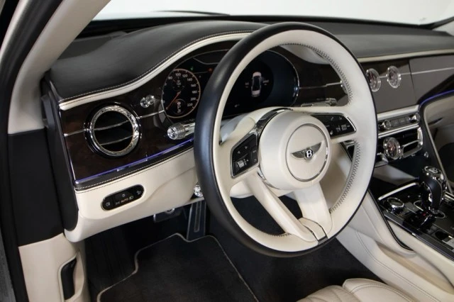 2023 Bentley - Image 23 of 24