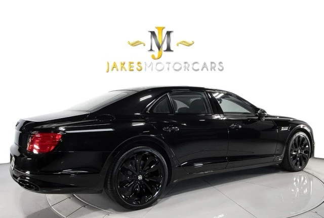 2023 Bentley - Image 10 of 24