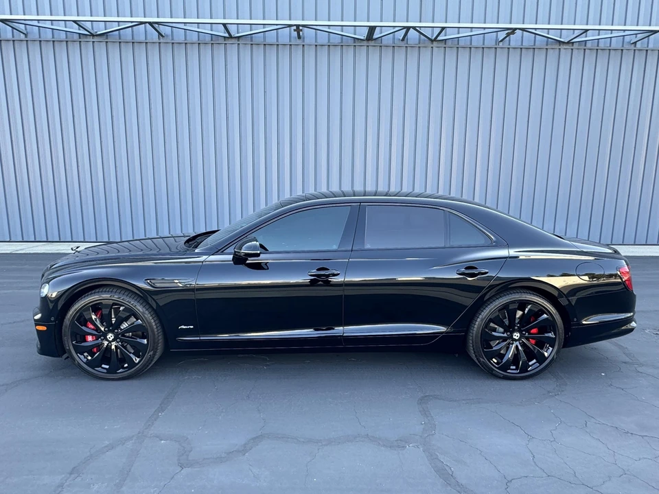2023 Bentley Continental Flying Spur - Image 19 of 31