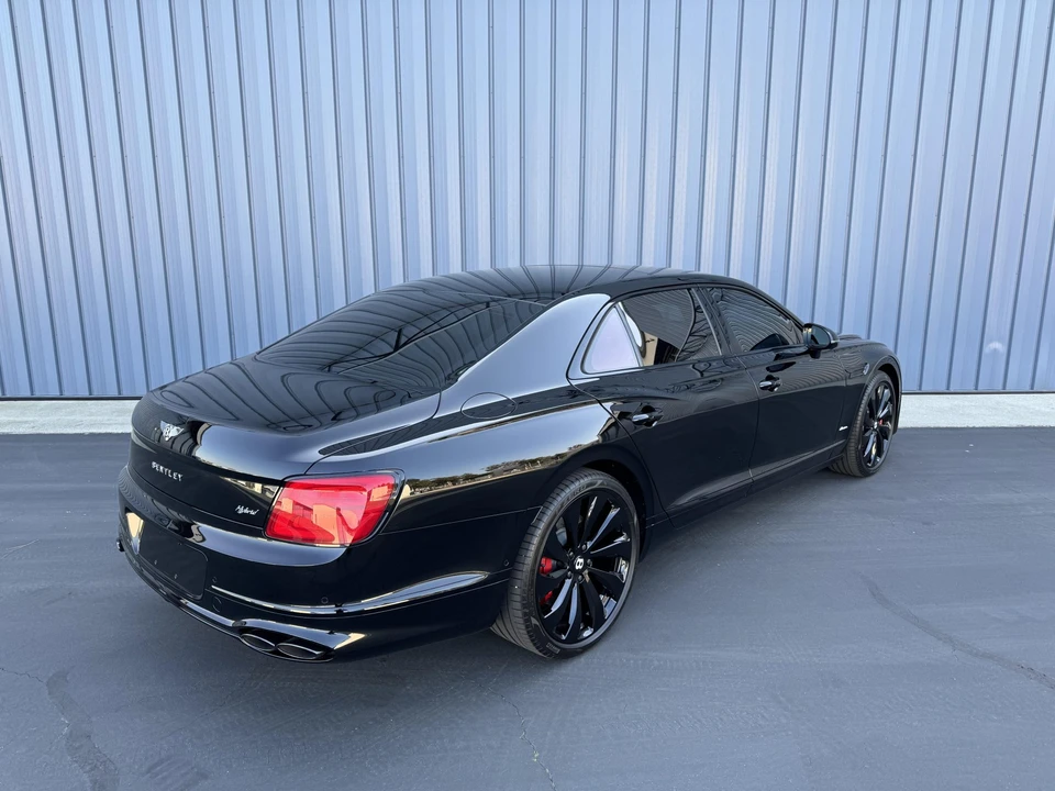 2023 Bentley Continental Flying Spur - Image 13 of 31