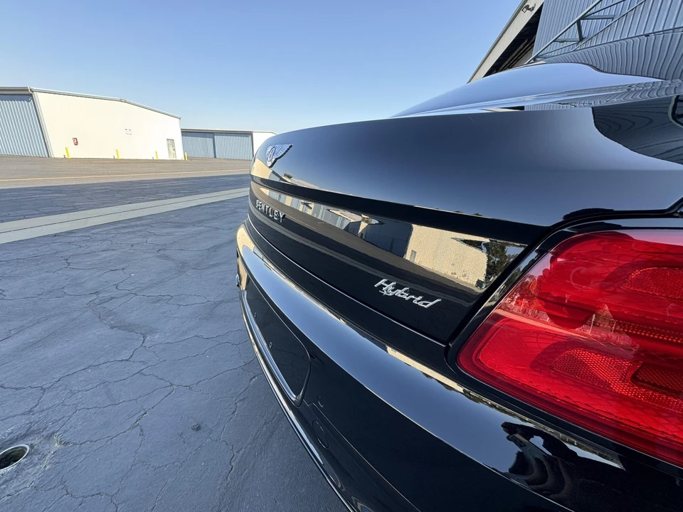 2023 Bentley Continental Flying Spur - Image 27 of 31
