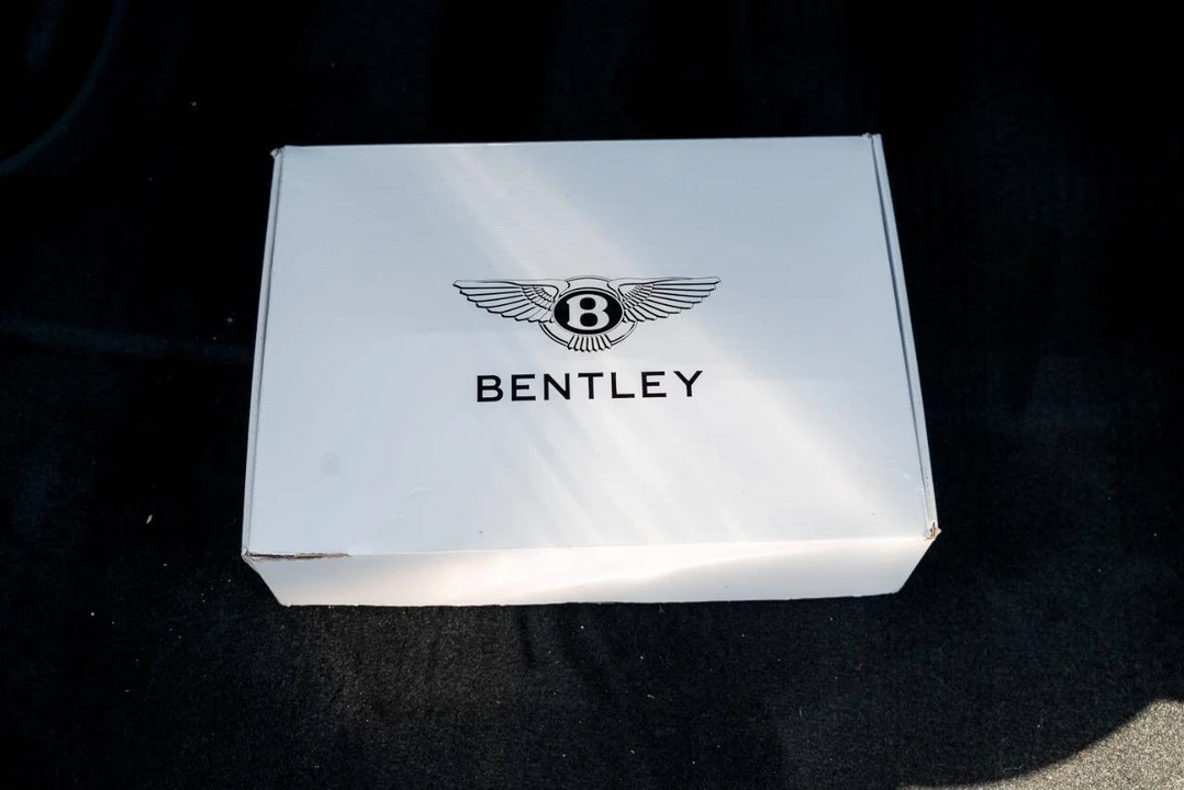 2023 Bentley Continental - Image 28 of 31
