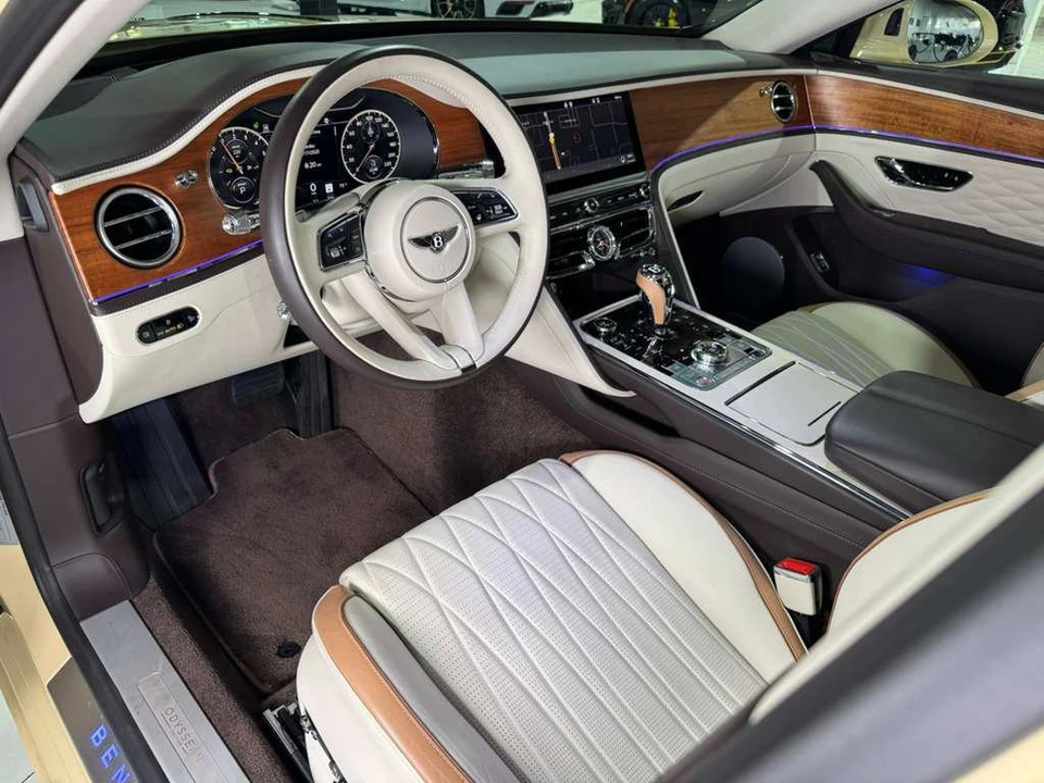 2023 Bentley Continental - Image 9 of 12