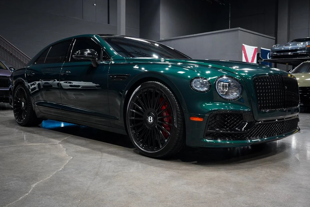 2023 Bentley - Image 7 of 31