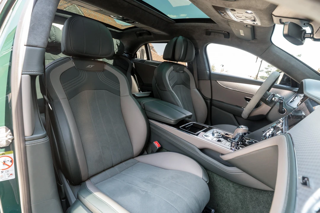 2023 Bentley Continental - Image 22 of 31