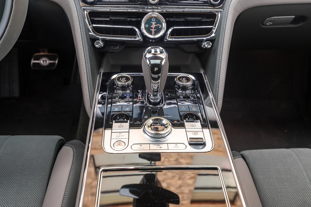2023 Bentley Continental - Image 31 of 31