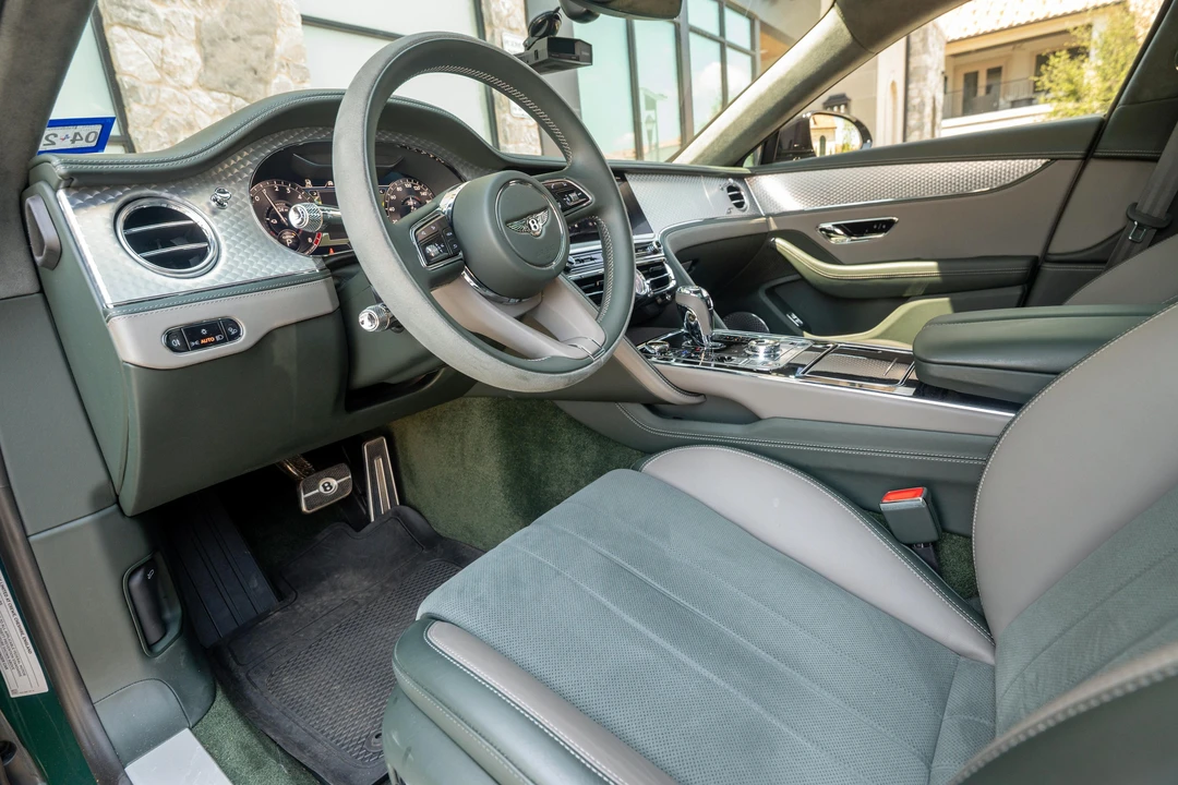 2023 Bentley Continental - Image 24 of 31