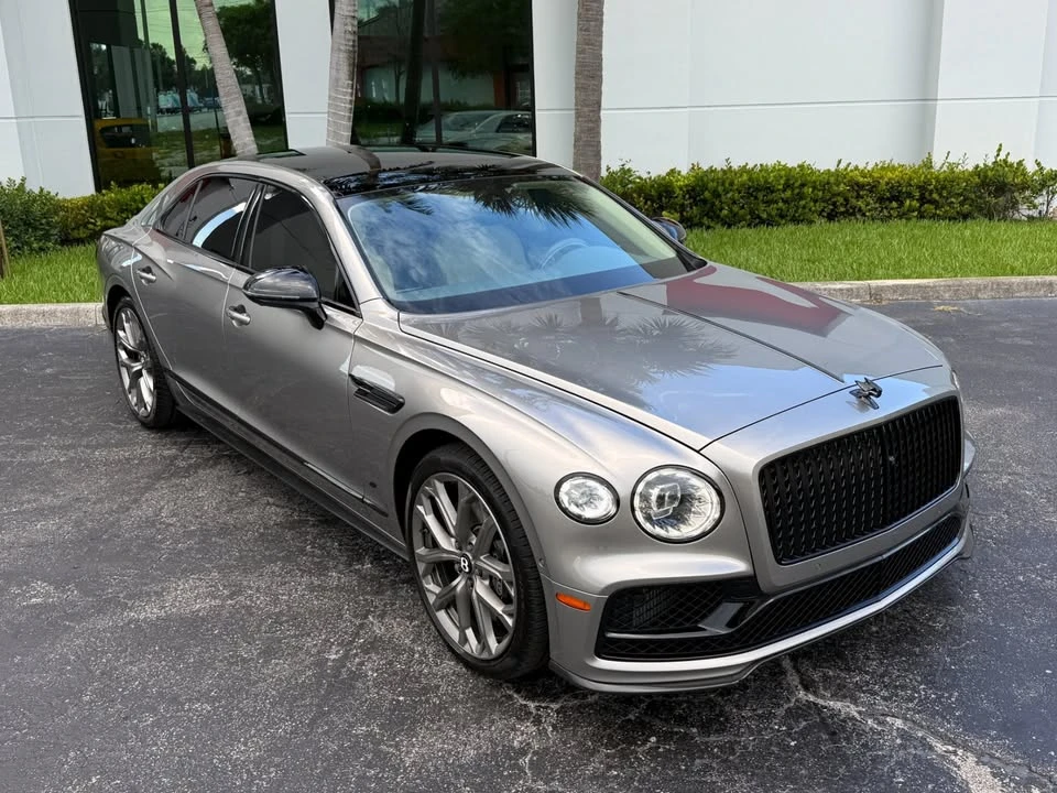 2023 Bentley Continental Flying Spur - Image 18 of 20