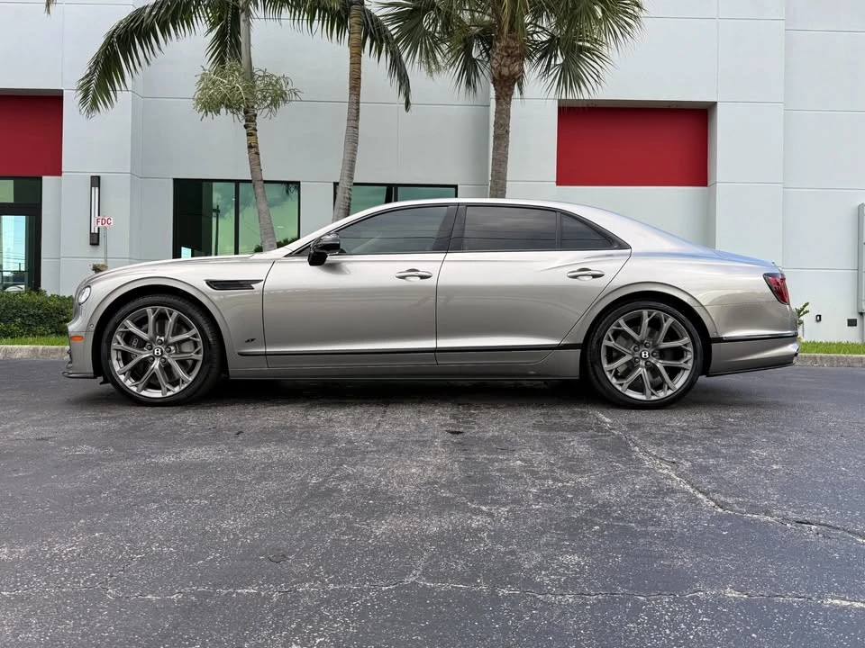 2023 Bentley Continental Flying Spur - Image 3 of 20