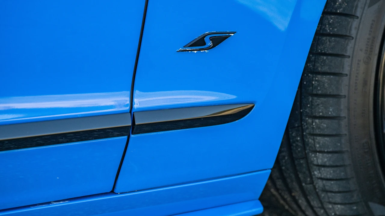 2023 Bentley Continental - Image 28 of 31